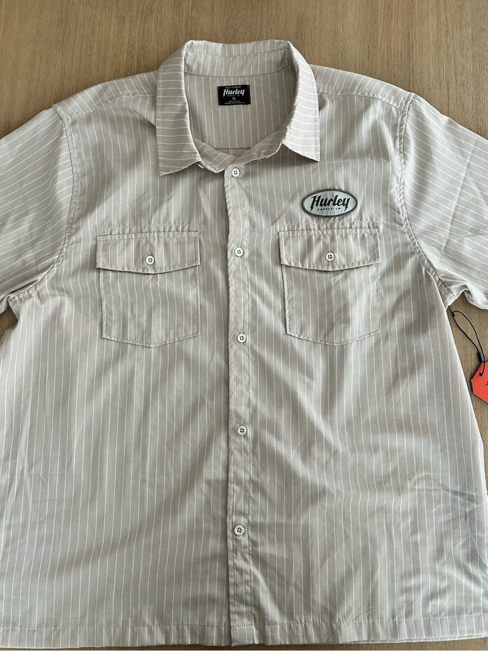 Hurley Men’s Beige Stripe Short-Sleeve Button-Down Shirt
